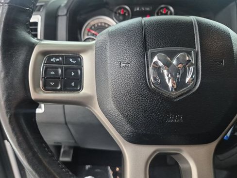 Used 2017 RAM 1500 Laramie AWD/4WD image 29