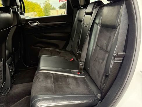 Used 2018 Jeep Grand Cherokee Altitude image 12