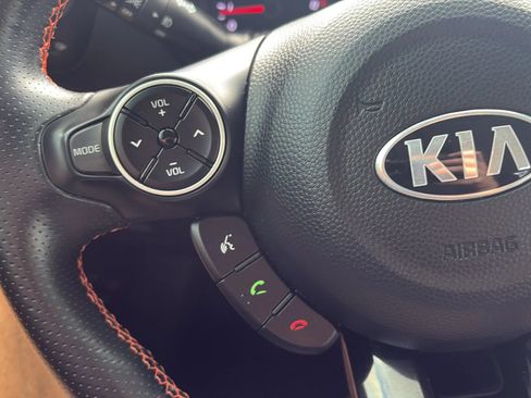Used 2019 Kia Soul ! FWD image 31