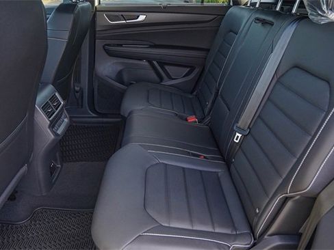 New 2026 Volkswagen Atlas Cross Sport SEL R-Line image 22