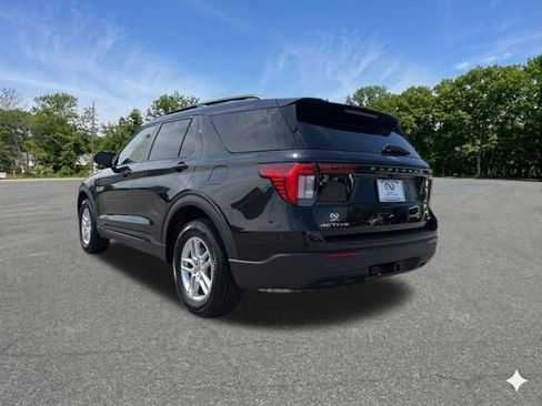 Used 2026 Ford Explorer Active AWD/4WD image 6