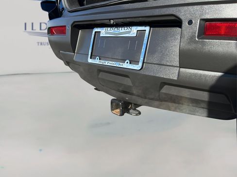 Used 2024 Nissan Pathfinder SV image 22