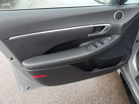 Used 2023 Hyundai Sonata SEL image 12