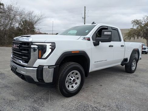 Certified 2024 GMC Sierra 2500 Pro w/ Convenience Package image 8