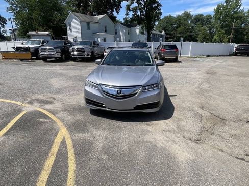 Used 2016 Acura TLX w/ Technology Package FWD image 3