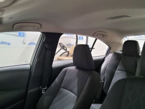 Used 2024 Toyota Corolla LE FWD image 30