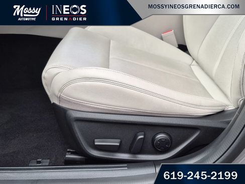 Used 2024 Genesis G70 2.5T RWD image 14