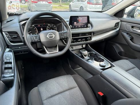 Used 2026 Nissan Rogue SV AWD/4WD image 21