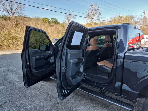 Certified 2023 Ford F150 Platinum w/ Equipment Group 701A High image 18