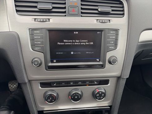 Used 2017 Volkswagen Golf Wolfsburg Edition FWD image 15