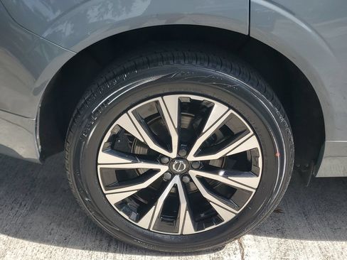 Certified 2024 Volvo XC60 B5 Core w/ Protection Package Premier AWD/4WD image 7