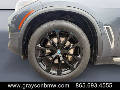 Used 2021 BMW X5 xDrive40i w/ Premium Package 2 AWD/4WD image 9