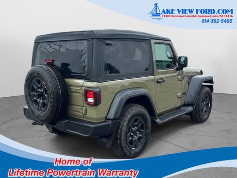 Used 2025 Jeep Wrangler Sport AWD/4WD image 12