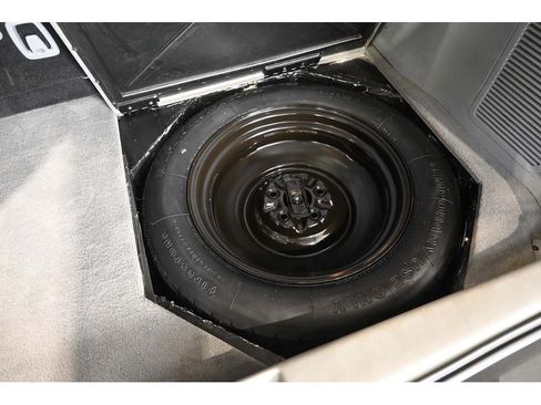 Used 2013 Toyota Sienna LE FWD image 27