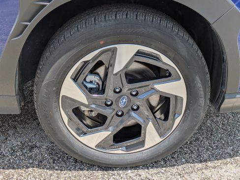 Certified 2024 Subaru Crosstrek 2.5i Limited AWD/4WD image 10