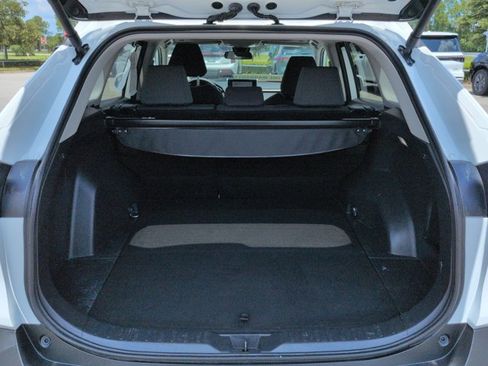 Used 2024 Toyota RAV4 XLE w/ Convenience Package FWD image 14