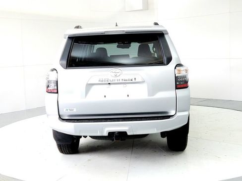 Used 2023 Toyota 4Runner SR5 Premium w/ Moonroof Package AWD/4WD image 5