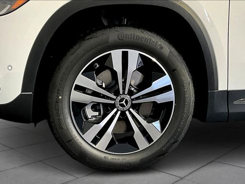 New 2026 Mercedes-Benz GLA 250 4MATIC image 17