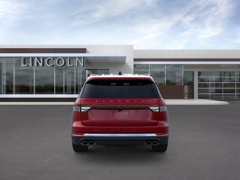 Used 2025 Lincoln Aviator Reserve w/ Luxury Package RWD image 5