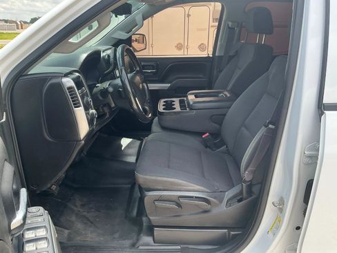 Used 2017 Chevrolet Silverado 2500 LT AWD/4WD image 8