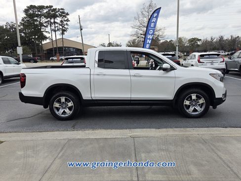 Certified 2024 Honda Ridgeline RTL image 4