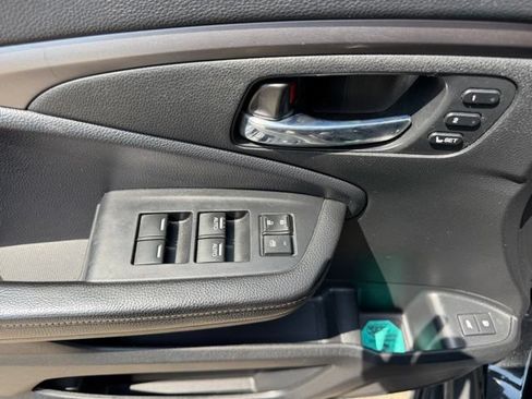 Used 2021 Honda Pilot Special Edition image 13