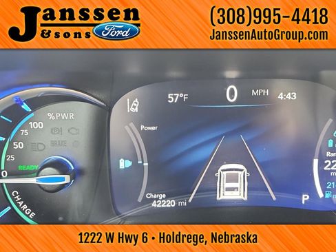 Used 2024 Chrysler Pacifica Select image 22