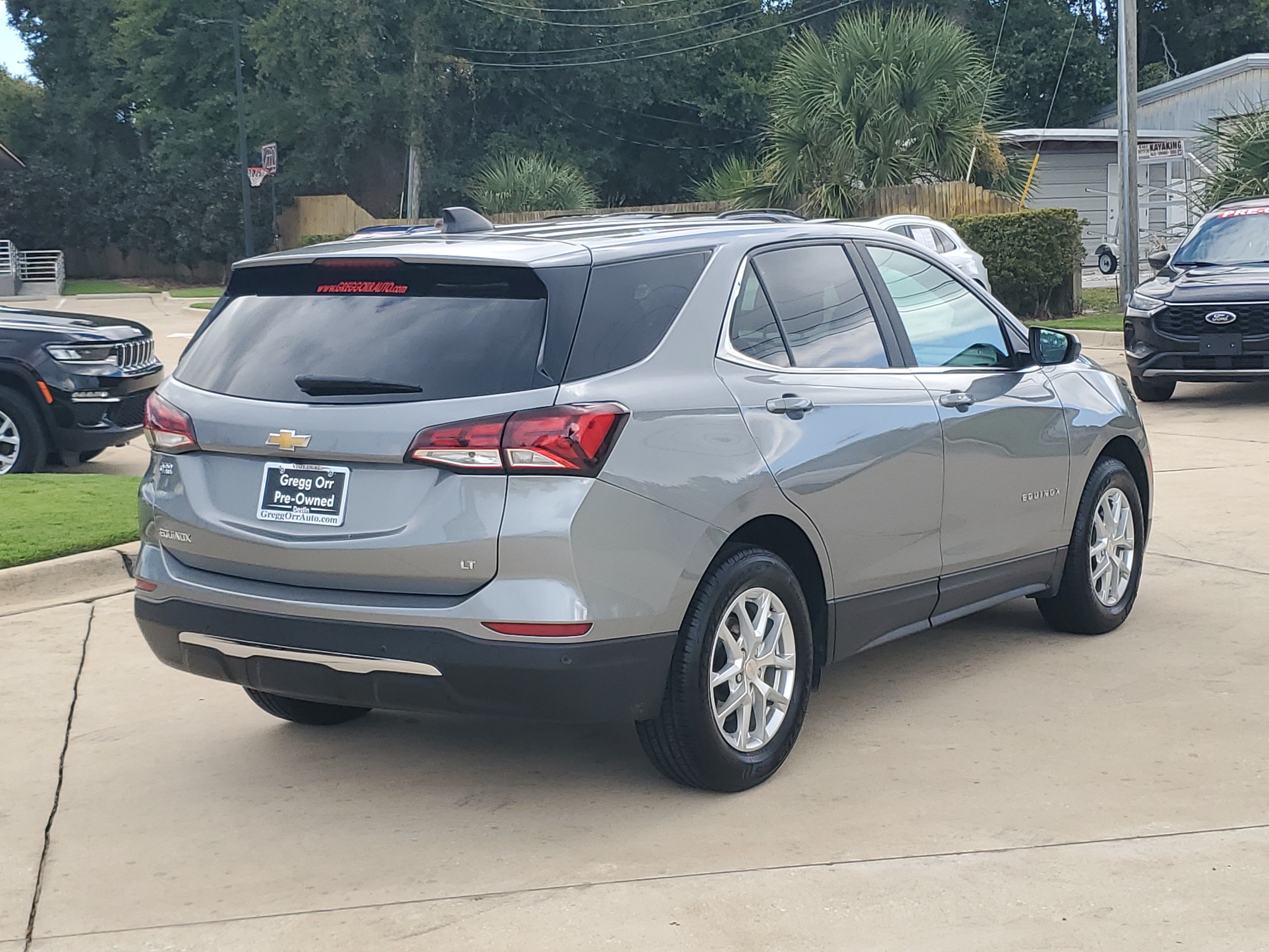 Used 2024 Chevrolet Equinox LT FWD image 10