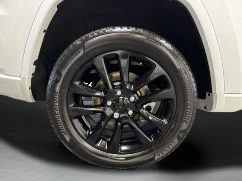 Used 2021 Jeep Grand Cherokee Laredo X image 51