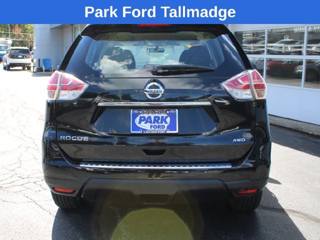 Used 2016 Nissan Rogue S AWD/4WD image 3