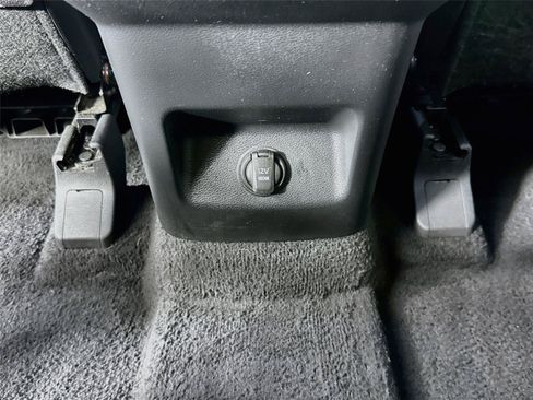 Certified 2023 Kia Telluride EX w/ EX Captain's Chair Package FWD image 28