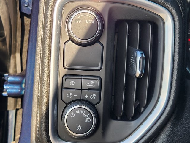 Used 2021 Chevrolet Silverado 1500 RST w/ Texas Edition Plus RWD image 21