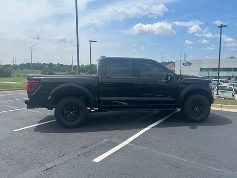 Used 2025 Ford F150 Raptor AWD/4WD image 11