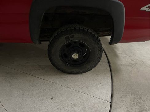 Used 2006 Chevrolet Silverado 2500 W/T image 14