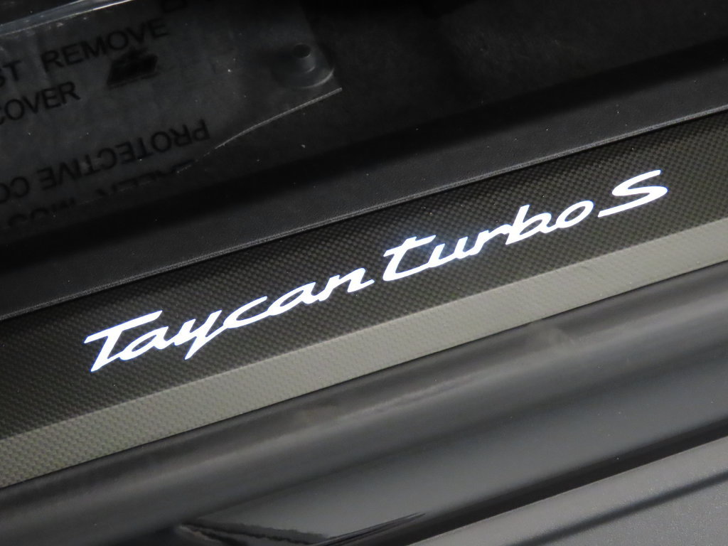Certified 2021 Porsche Taycan Turbo S AWD/4WD image 40