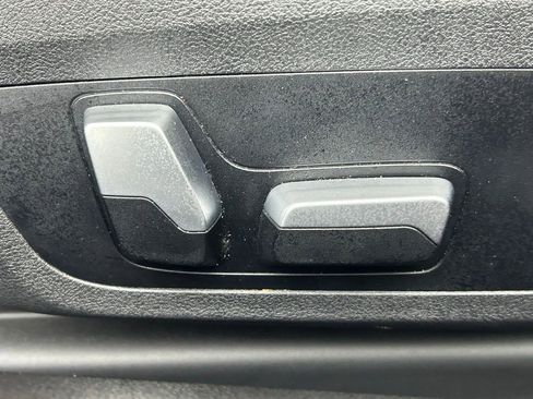 Used 2022 BMW 430i Convertible w/ M Sport Package image 16