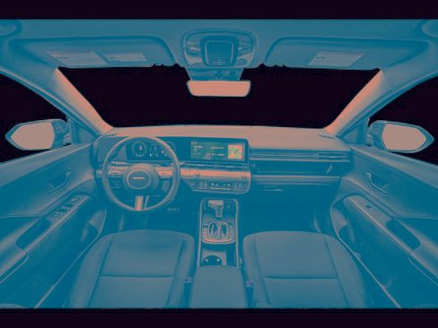 Used 2024 Hyundai Kona SEL image 5