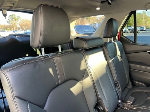 Used 2023 Honda Pilot Touring image 37