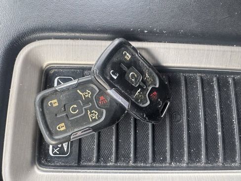 Used 2018 GMC Yukon XL Denali w/ Denali Ultimate Package image 12