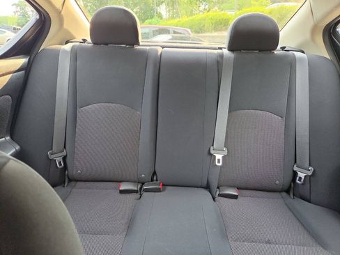 Used 2013 Nissan Versa FWD image 25