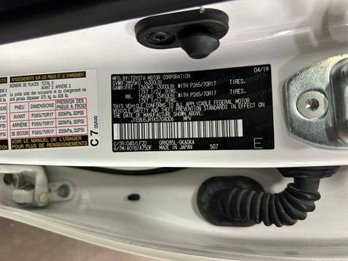 Used 2019 Toyota 4Runner TRD Pro AWD/4WD image 11