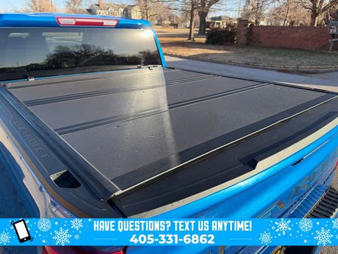 Used 2024 Chevrolet Silverado 1500 Custom w/ Dark Appearance Package image 28