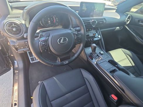 Used 2025 Lexus IS 500 image 15