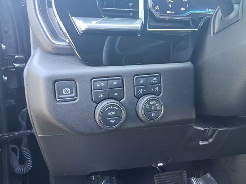 Used 2025 Chevrolet Silverado 2500 LTZ w/ Trail Boss Package AWD/4WD image 25