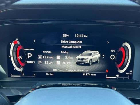 New 2026 Nissan Pathfinder Platinum AWD/4WD image 23
