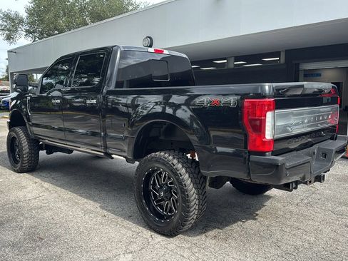 Used 2019 Ford F250 Platinum AWD/4WD image 3