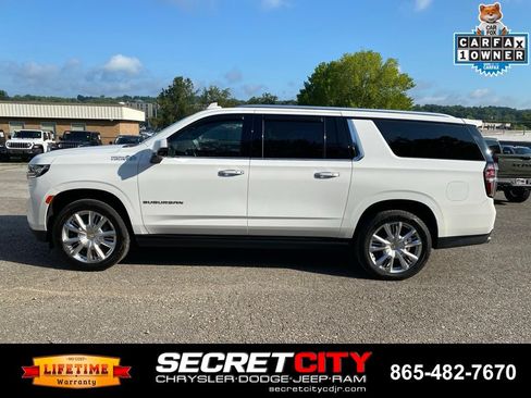 Used 2021 Chevrolet Suburban High Country w/ Premium Package AWD/4WD image 8