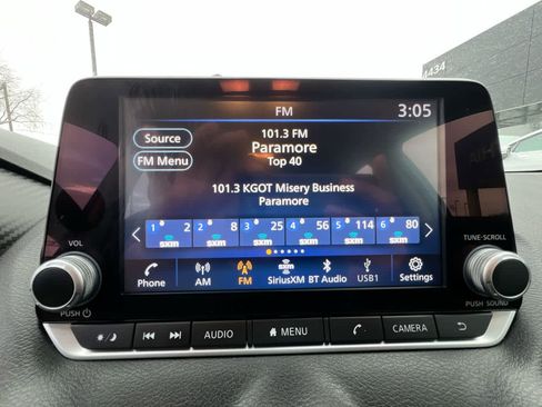 Used 2023 Nissan Sentra SV image 15