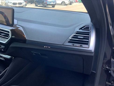 Certified 2024 BMW X4 xDrive30i image 20