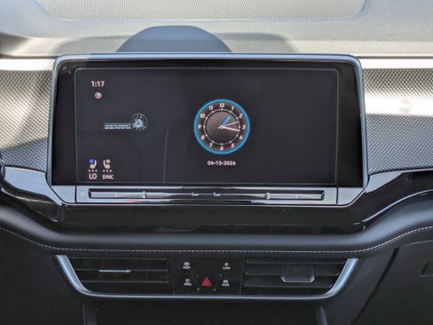 New 2026 Volkswagen Atlas Cross Sport SEL AWD/4WD image 19